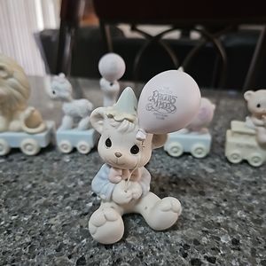 Precious Moments Have a Beary Special Birth Day 1988 Vintage Collectible